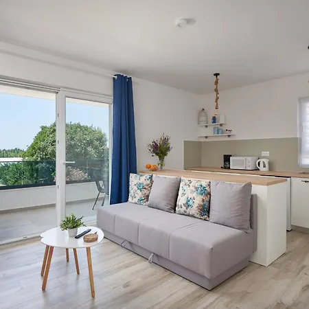 Apartment Endji *
