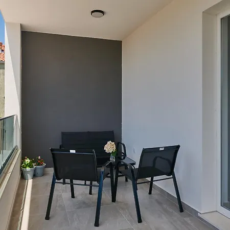 Apartment Endji Čilipi